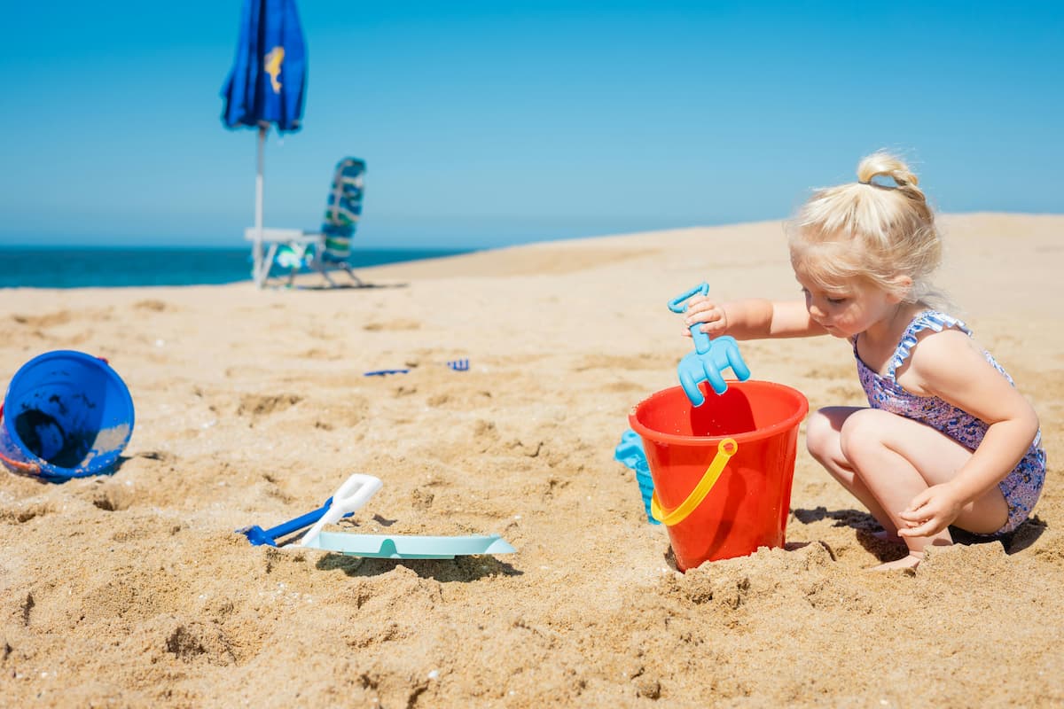 Familie mit Kindern am Strand von Gran Canaria